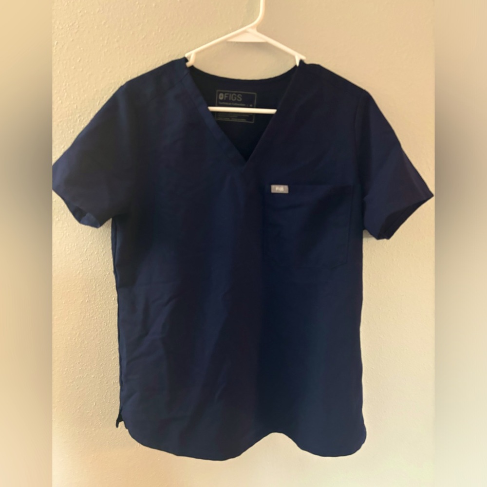 FIGS Catarina One-Pocket Scrub Top || Women’s Medium || Navy